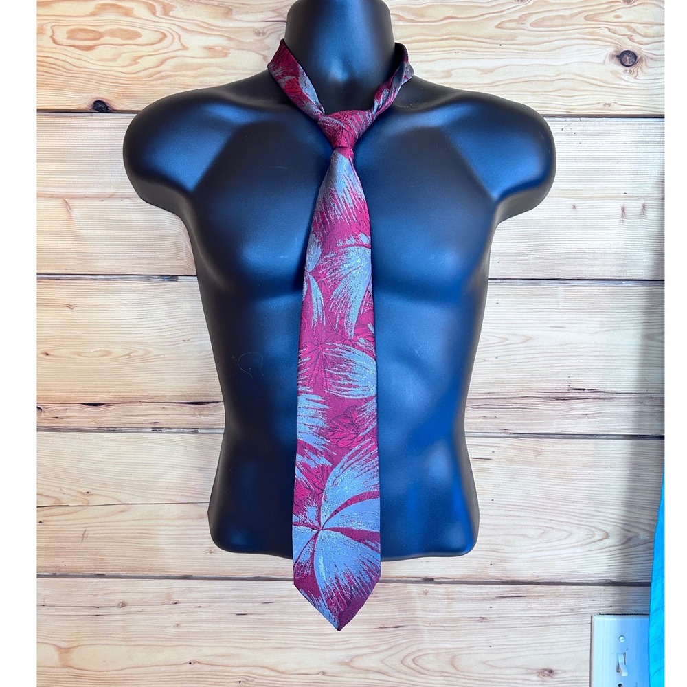 Oscar de la Renta Studio Mens Tie Red‎ Silver Floral Silk Made USA Vintage Retro